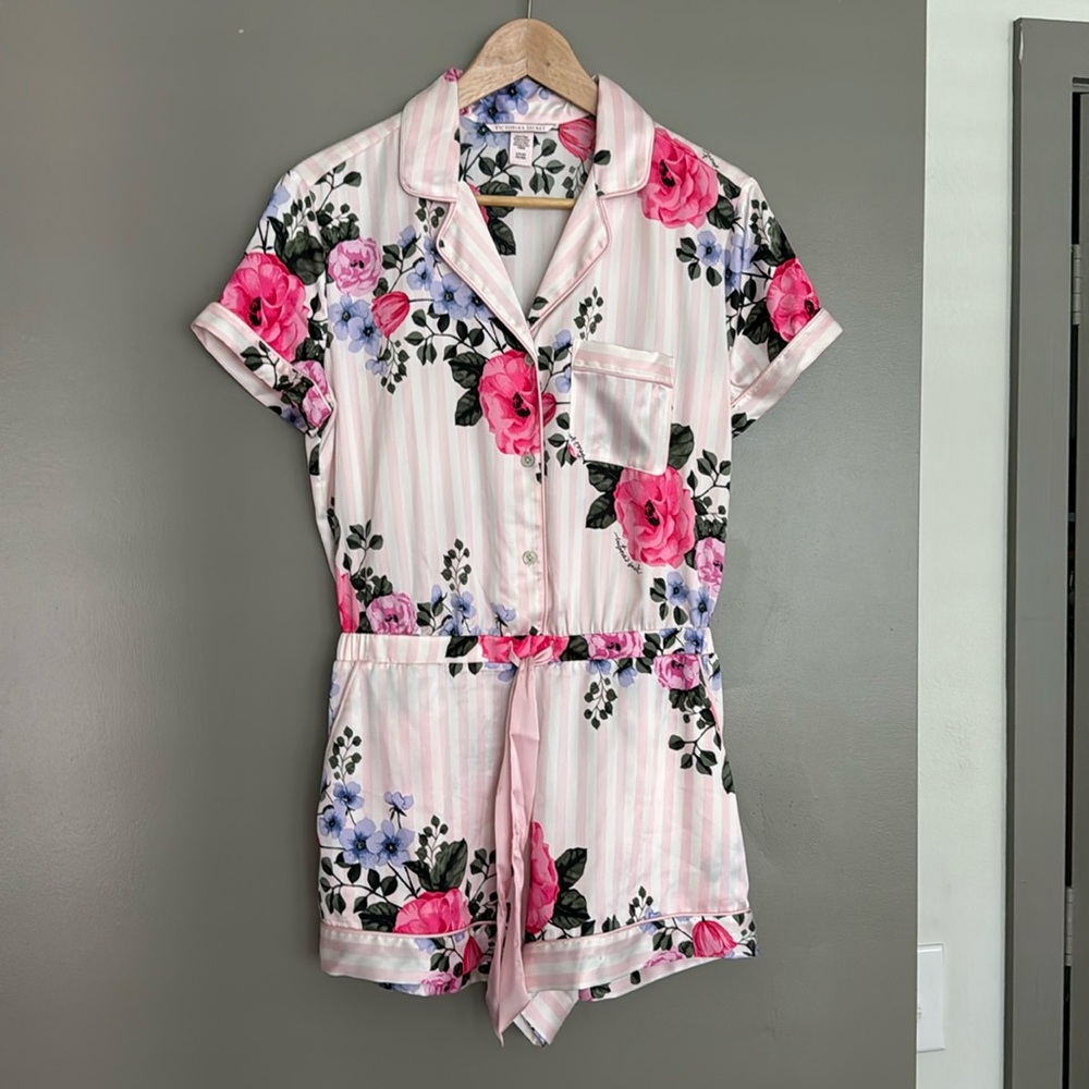 NWOT VICTORIA’S SECRET SILK EFFECT ROMPER, S